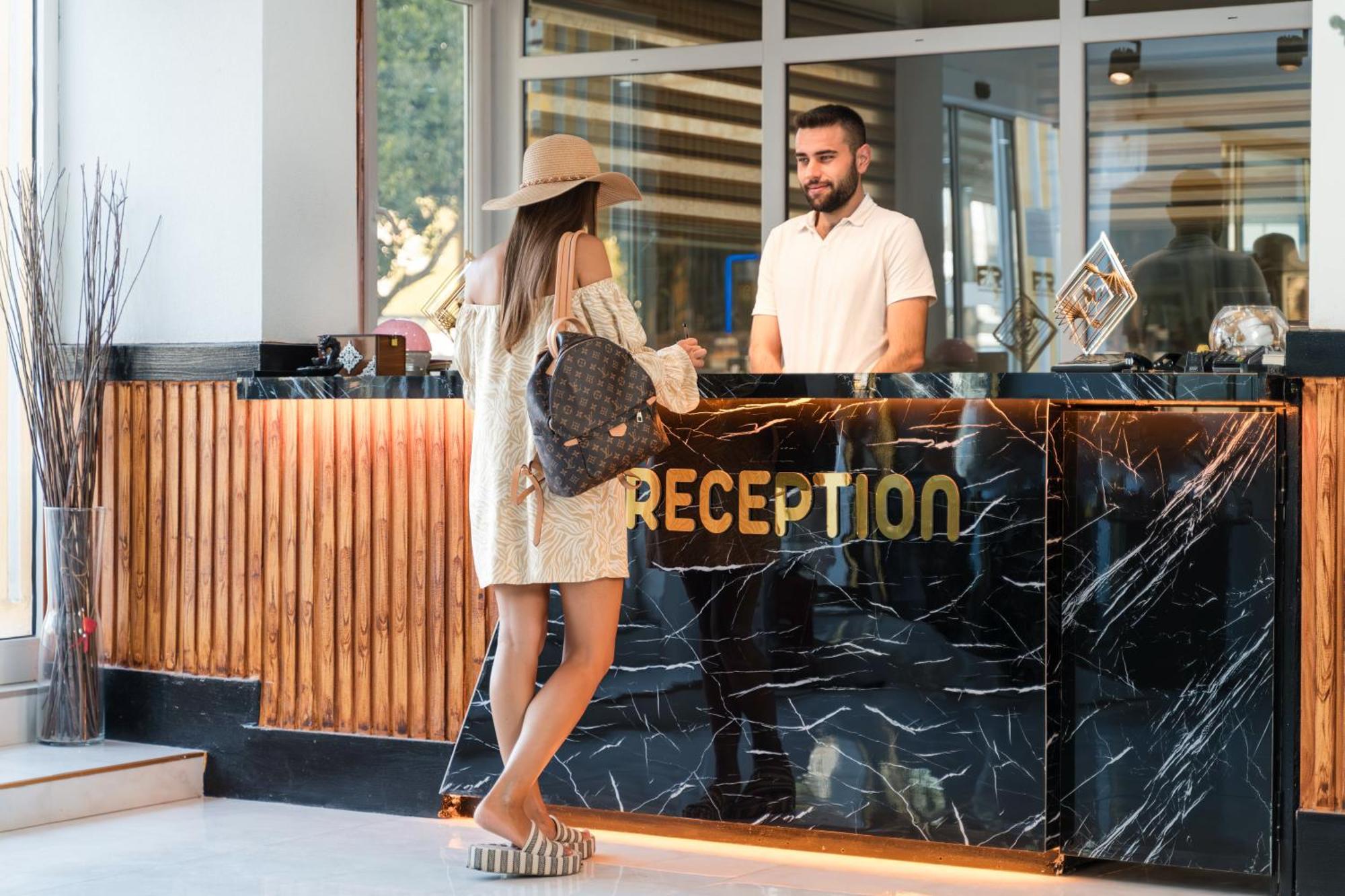 Far Life Hotel Antalya Exterior foto